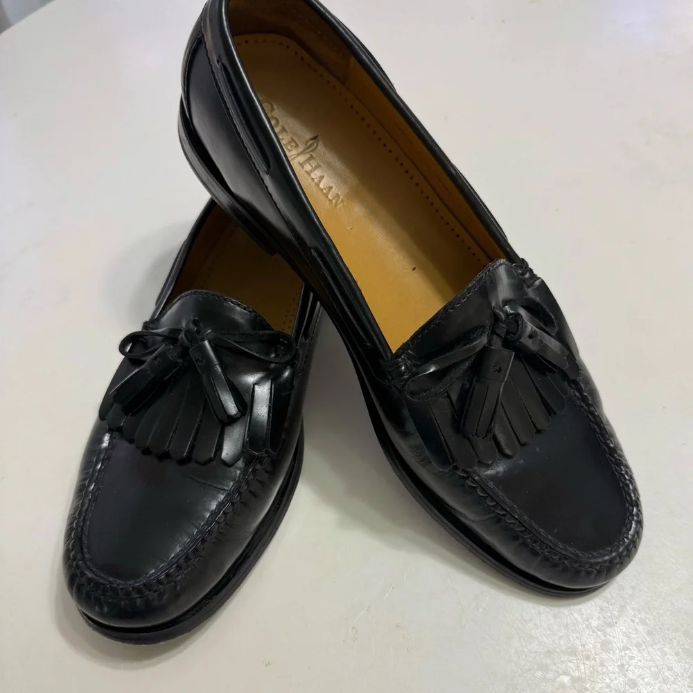 Cole Haan preowned very